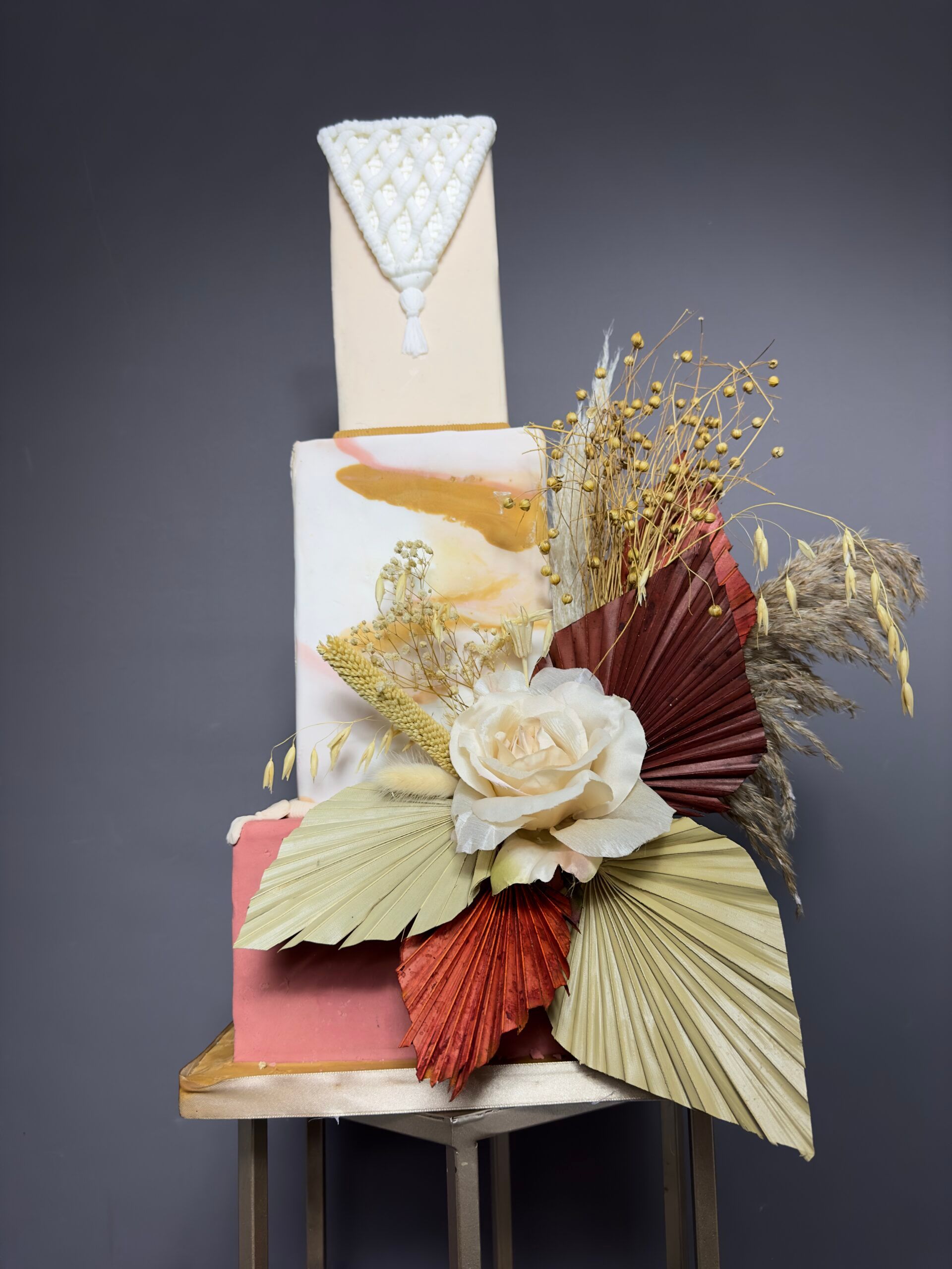 Modern minimal wedding cake design